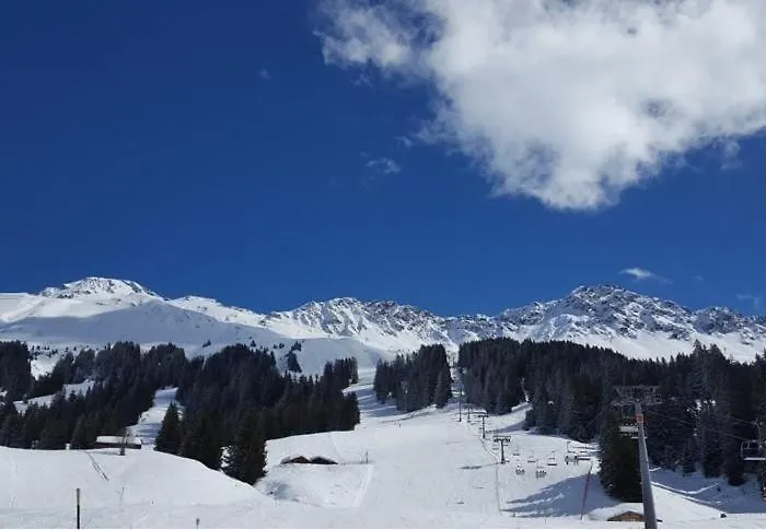 Casa de Férias Bargias 9 *